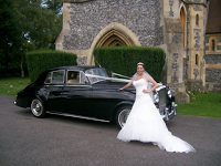 Classic Wedding Cars 1049117 Image 2